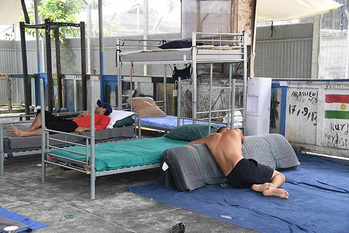 Inside Abandoned Manus - pic essay by Brian Cassey - inside the now abandoned Australian detention centre in PNG where near 600 asylum seekers are surviving without food, water and all other services